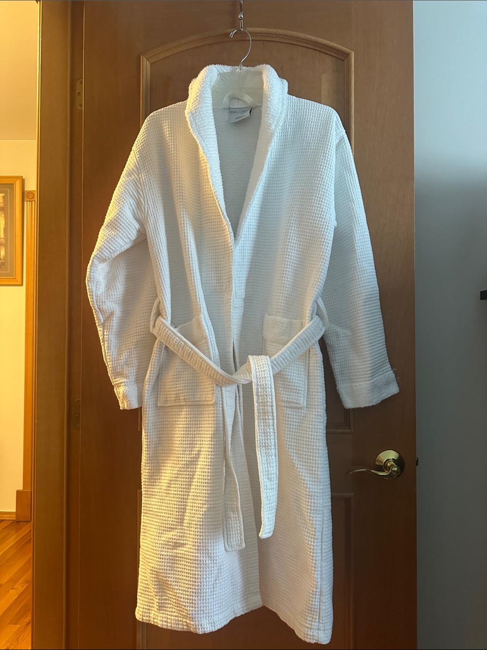 White Waffle Weave Bath Robe - Unbranded